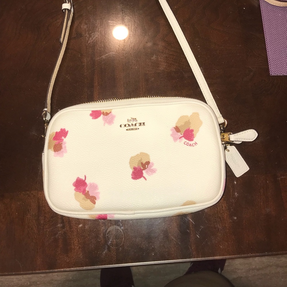 White with flower 🌸 Coach crossbody!